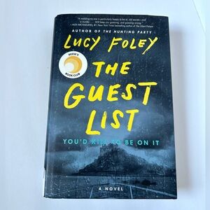 The Guest List by Lucy Foley Hardcover Book 💛